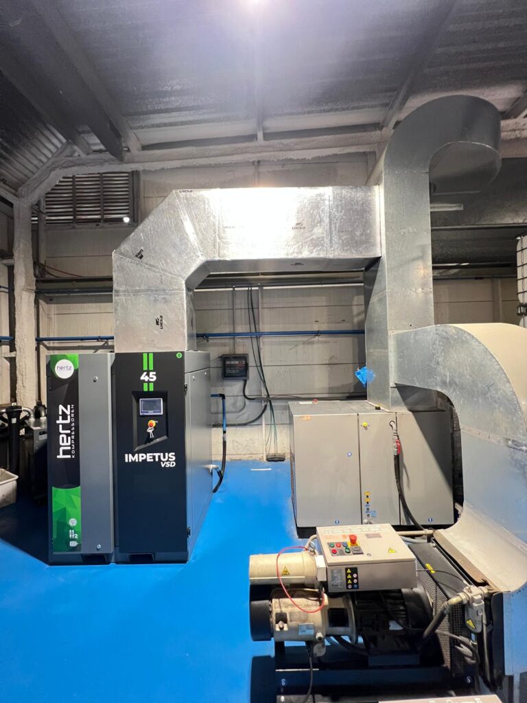 Instalación de compresor de tornillo de doble etapa IMPETU | Compresores de aire en Mataró