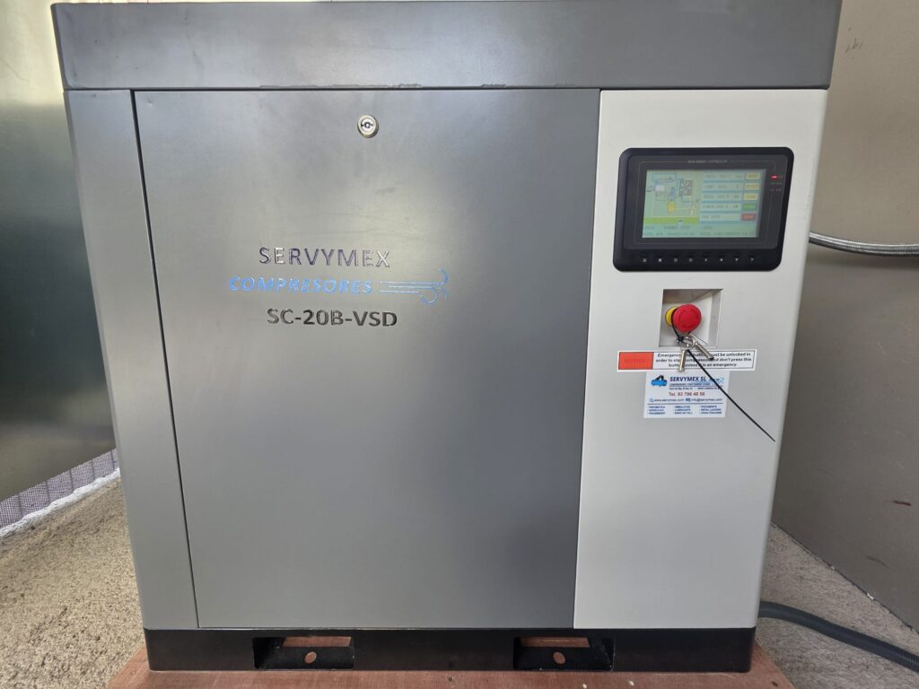 Instalación aire comprimido en empresa de acero inoxidable en el Maresme | Servymex